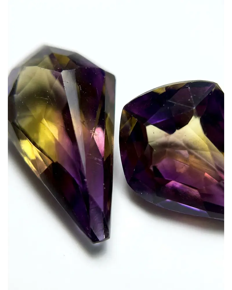 PAR DE PIEDRAS  AMETRINO  NATURALES 100%  