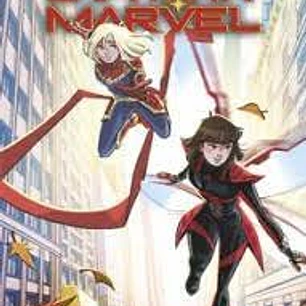 CAPITANA MARVEL 2 EMPEQUEÑECIDA
