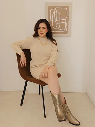 Esencia Raíz Arena