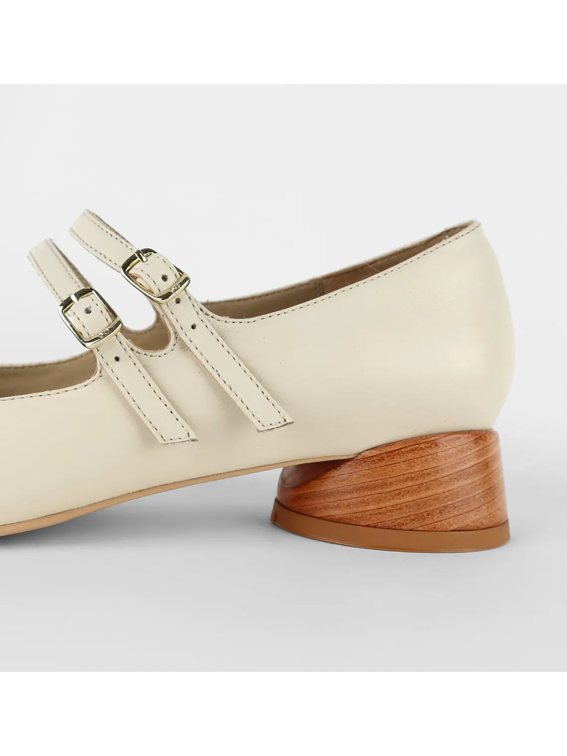 Essential ZAPATO LONDON - NUBE 3