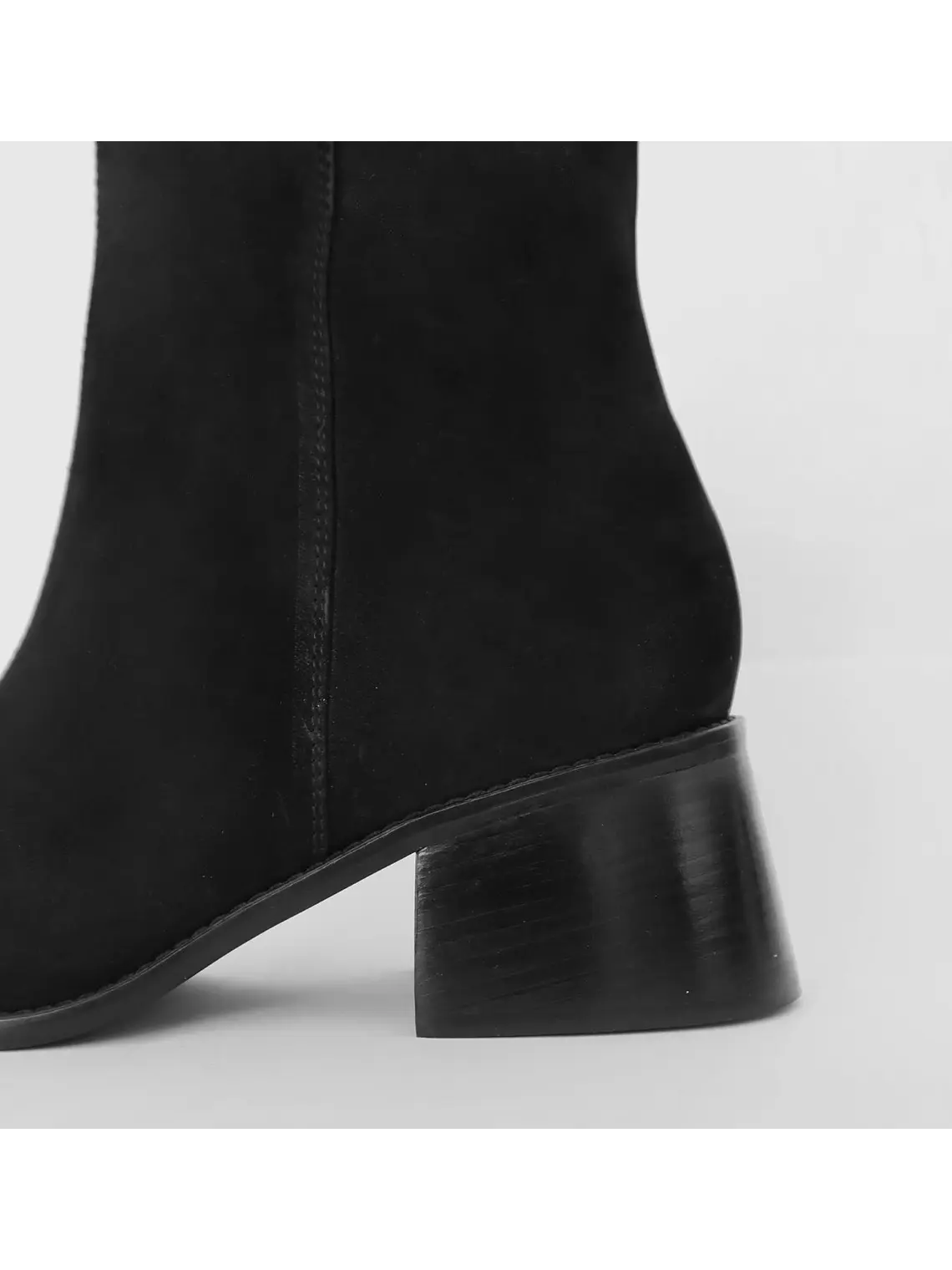 BOTÍN CORINA - NEGRO Studio 4
