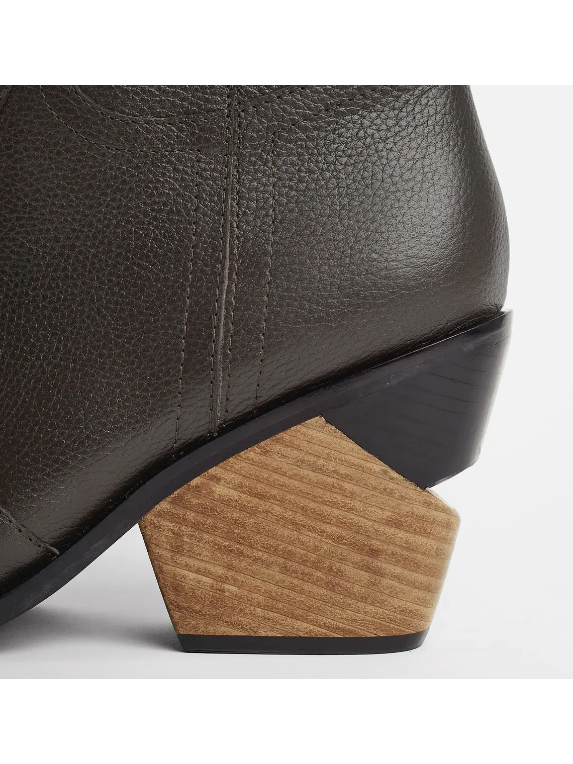 BOTA JESSY - CAFE Line 4