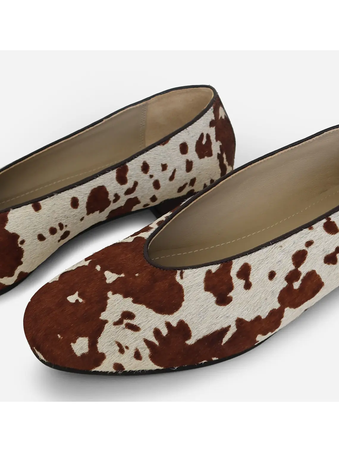 Select BALERINA ANALU - VACA 4