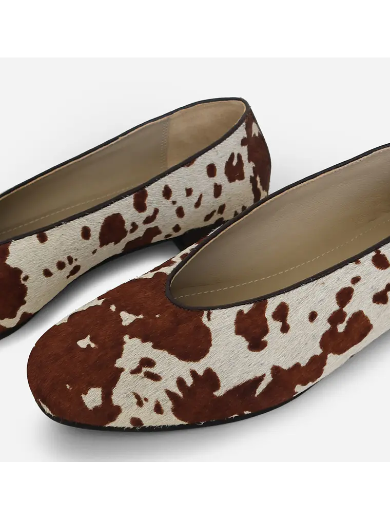 Select BALERINA ANALU - VACA 4