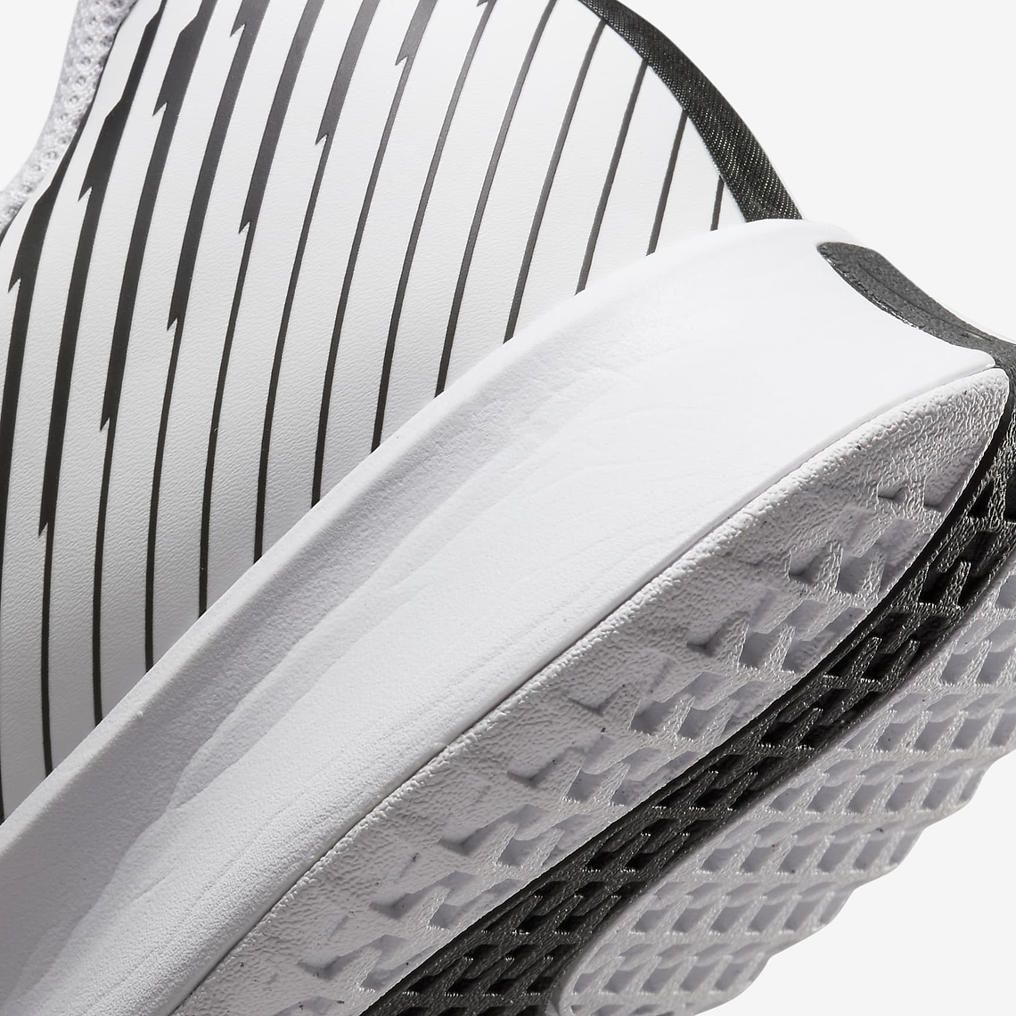 NikeCourt Air Zoom Vapor Pro 2 6