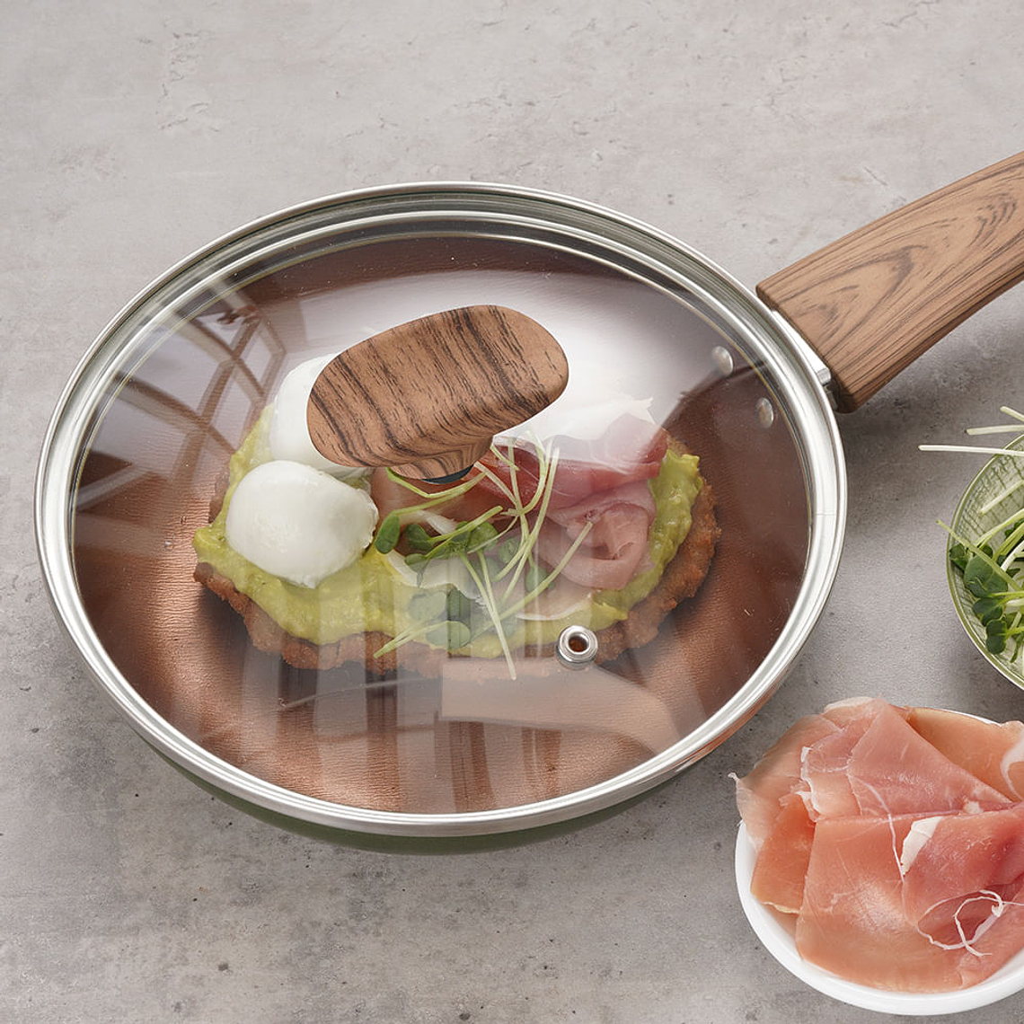 Sarten en Cuarzo con Tapa de Vidrio marca Universal 4