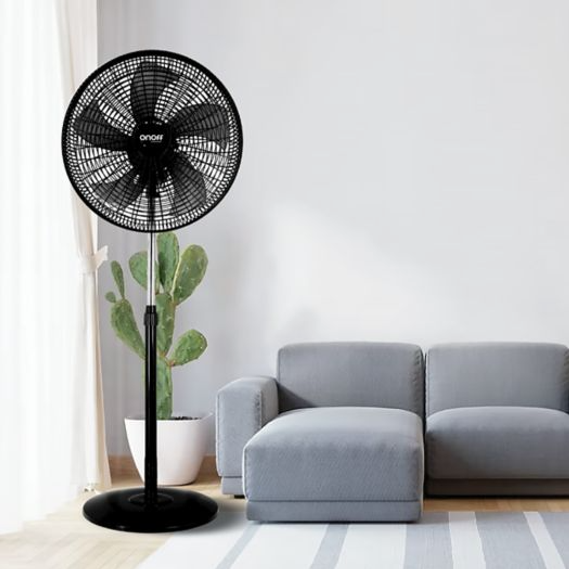 Ventilador de Pedestal 18' / OnOff 1
