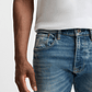 JEANS SLIM FIT CON DETALLE DE LOGO ICÓNICO HOMBRE - Miniatura 4