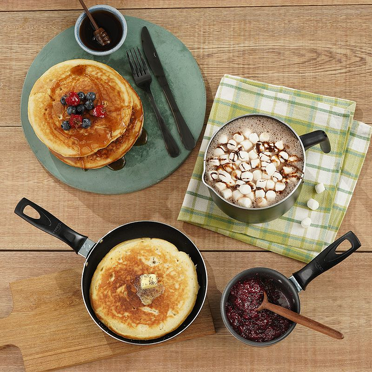 SET INFALTABLE: SARTEN 18CM + JARRO LECHERO + PEROL 10 CM 2