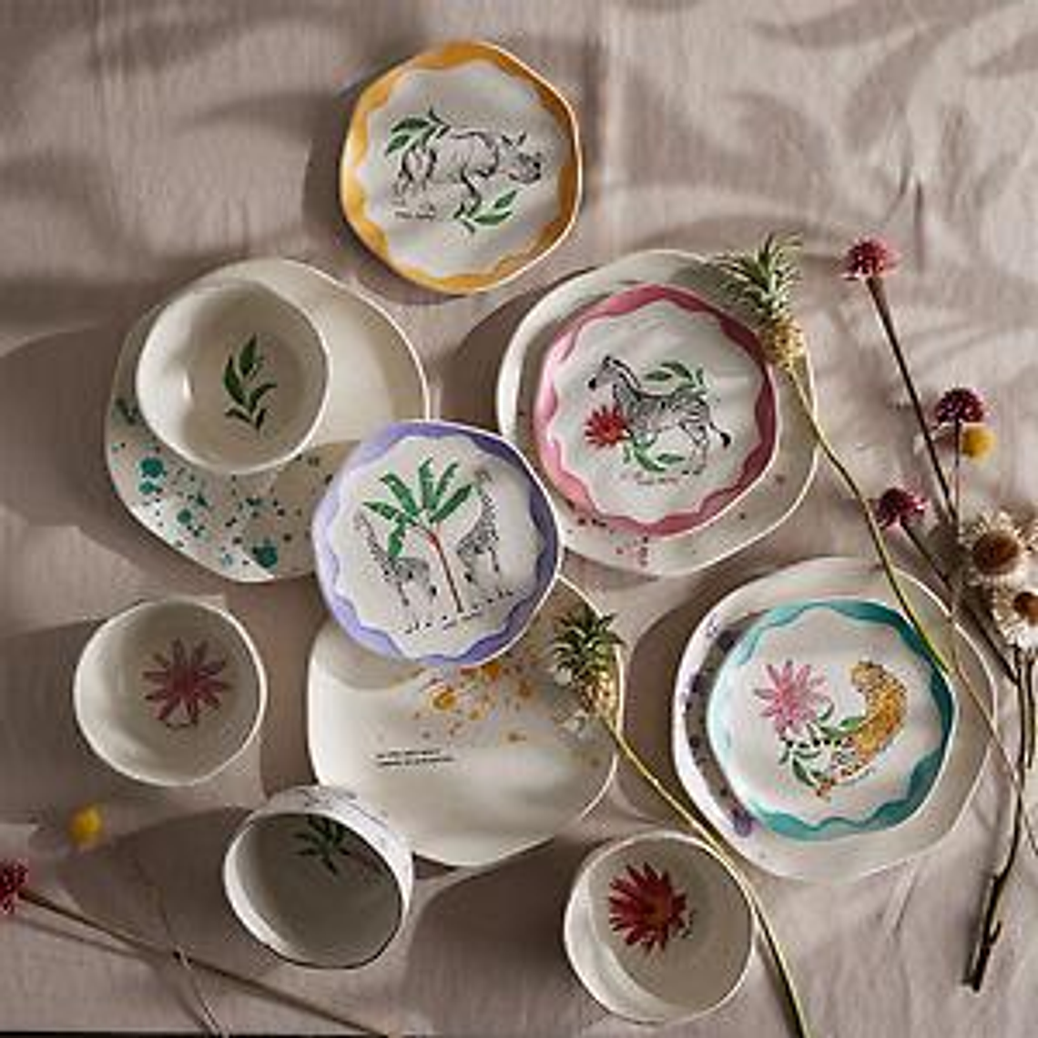 Vajilla Corona 4 Puestos 12 Piezas Mundos Imaginarios By Meli Arbelaez 1