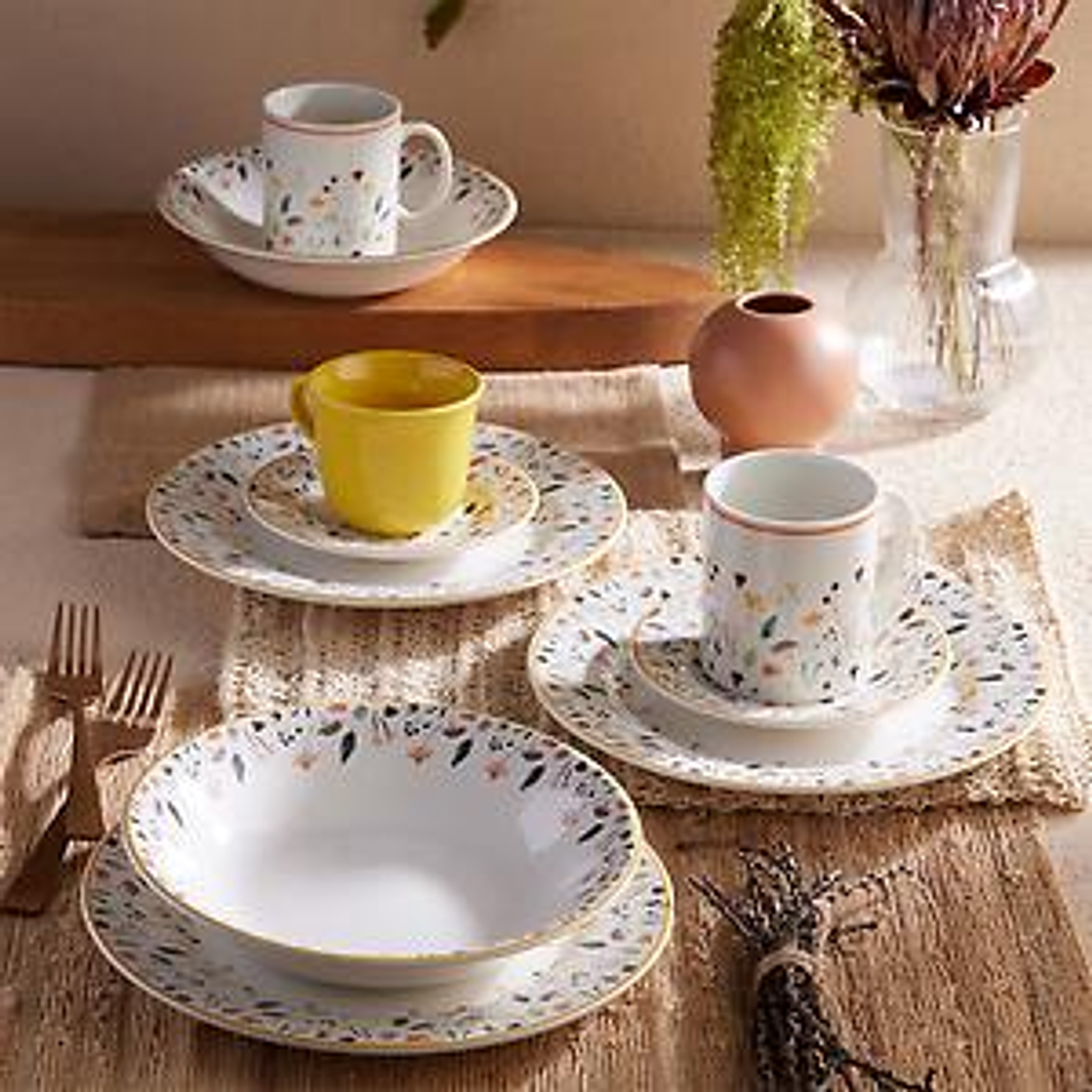 Vajilla Corona Ashley 4 Puestos 16 Piezas 2