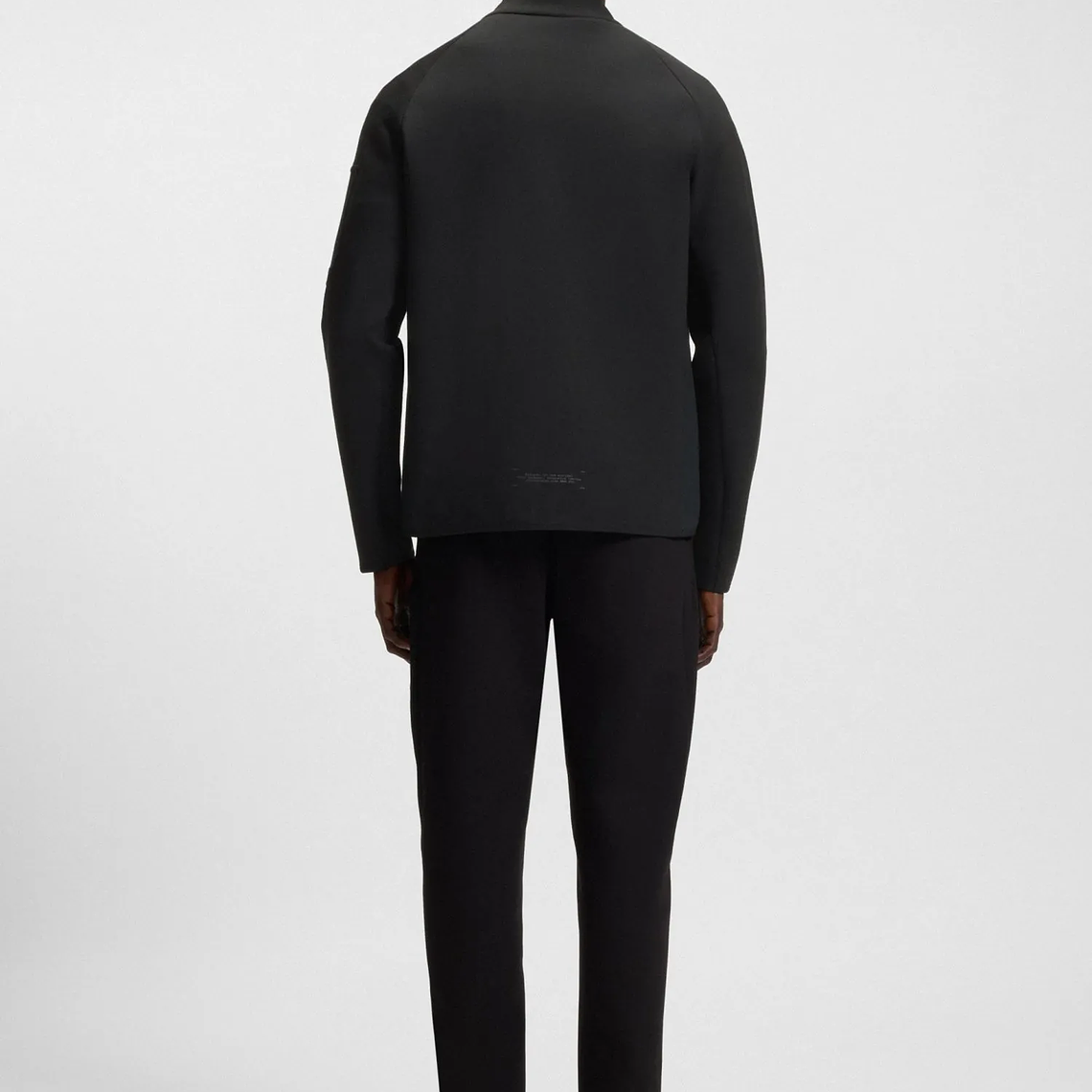 SUDADERA REGULAR FIT CON CREMALLERA Y DETALLES REFLECTANTES DECORATIVOS SUDADERA REGULAR FIT HOMBRE 2