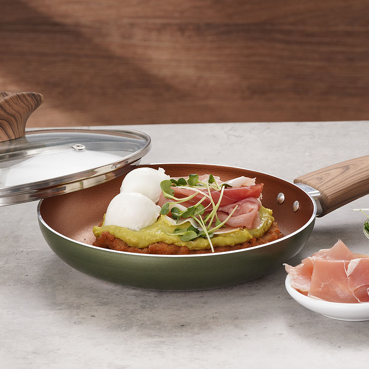 Sarten en Cuarzo con Tapa de Vidrio marca Universal 3