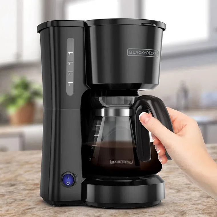 Cafetera 5 Tazas con Filtro Permanente / Black and Decker 2