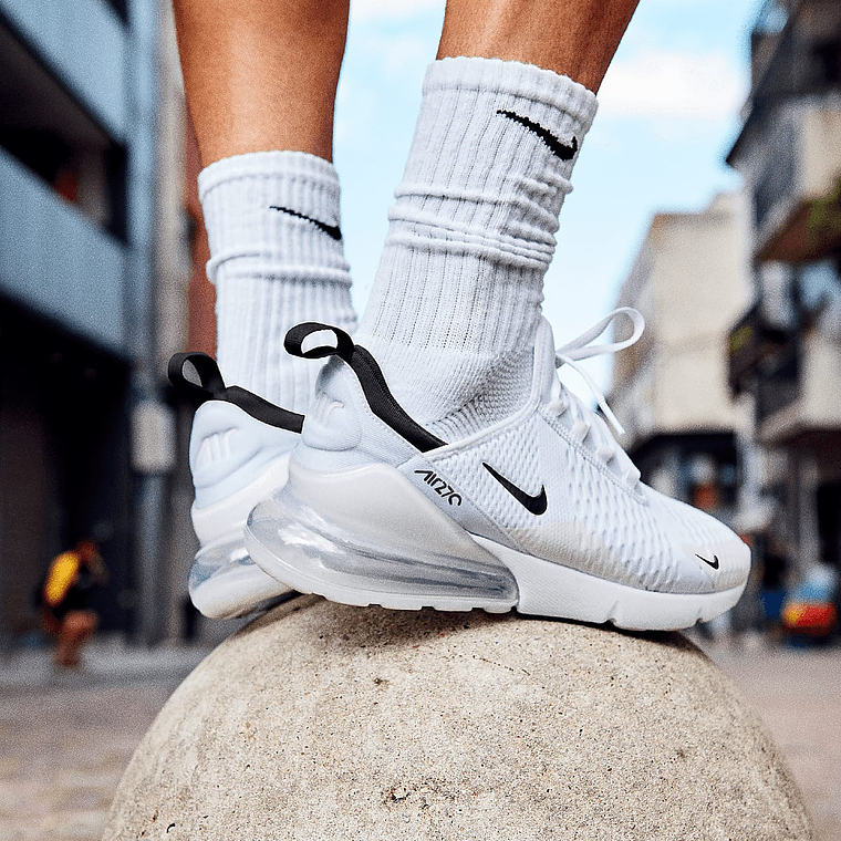 Nike Air Max 270 17