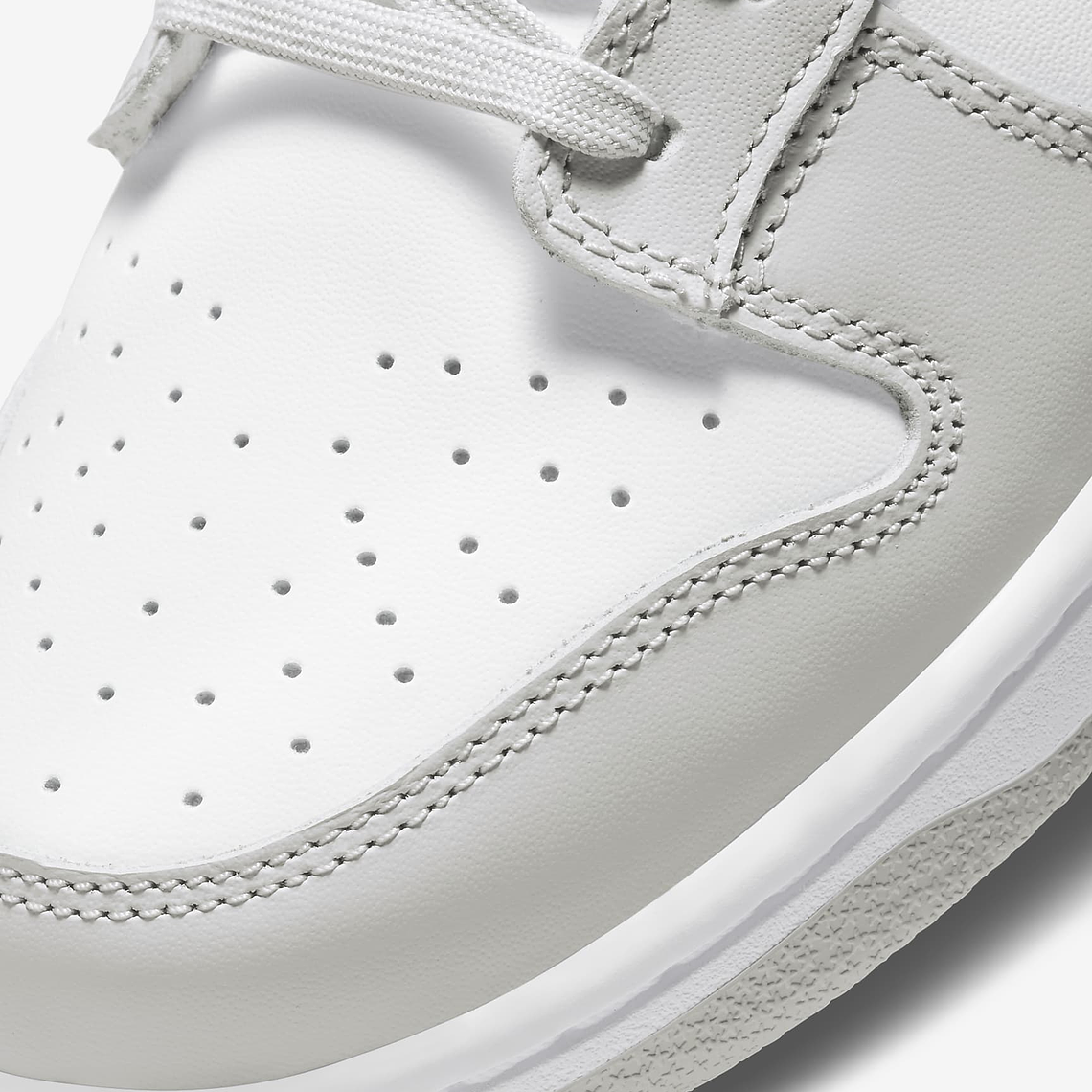 Nike Dunk Low Retro 16