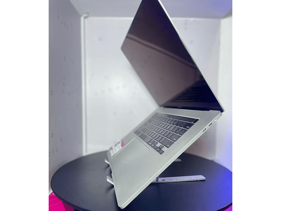 MacBook Pro 2019 - A2141 / 16 pulgadas 2