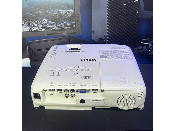 Proyector Epson PowerLite X24+ 2