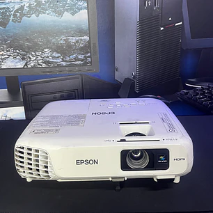 Proyector Epson PowerLite X24+