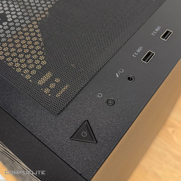 PC Workstation Amd Ryzen 7 9700X 8-core + 32GB DDR5 + RTX 5060 Ti 8GB 5