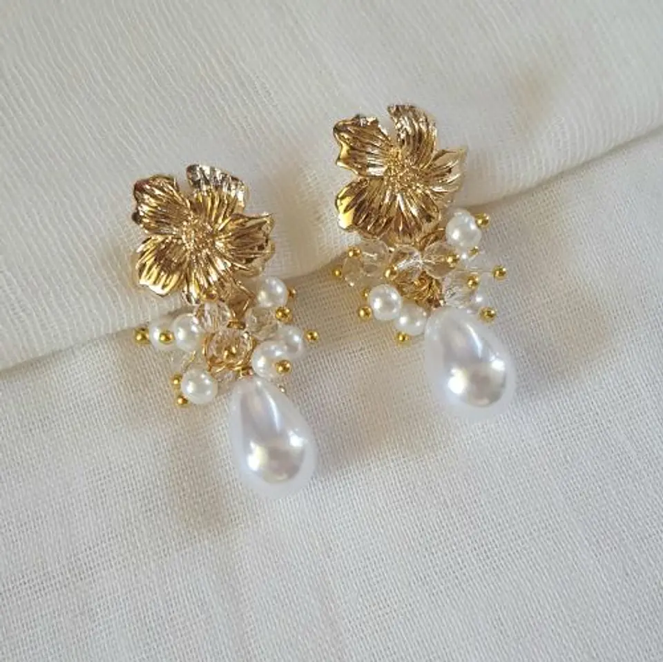 Aros flor racimo perlas 4