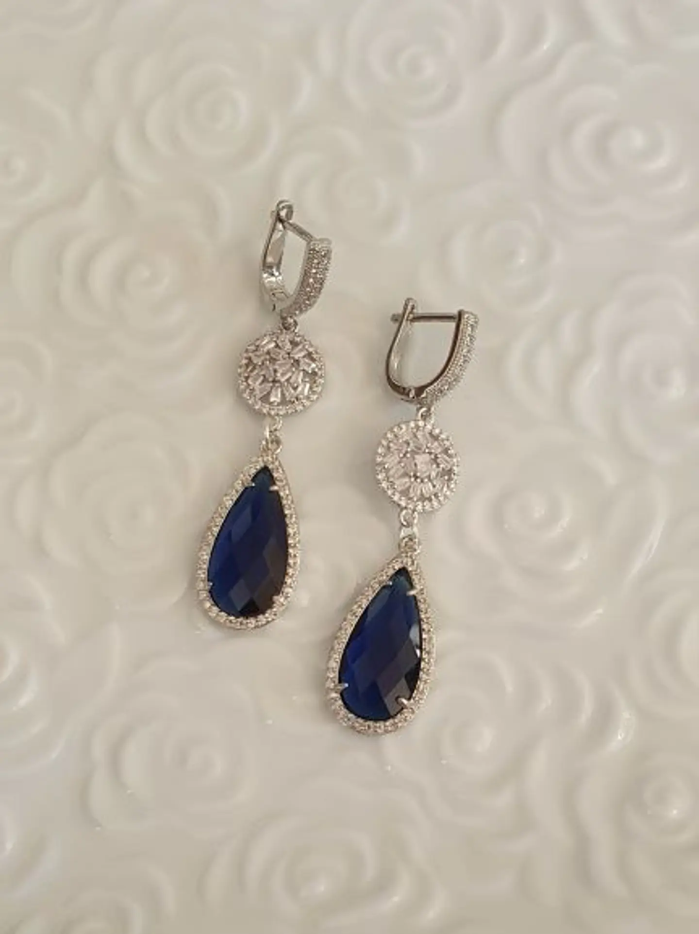 Aros circonita y cristal azul 4