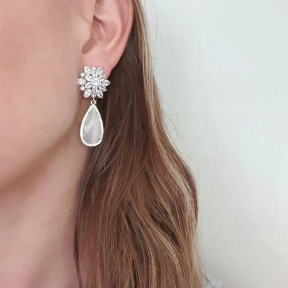 Aros circonita y Cristal blanco 4