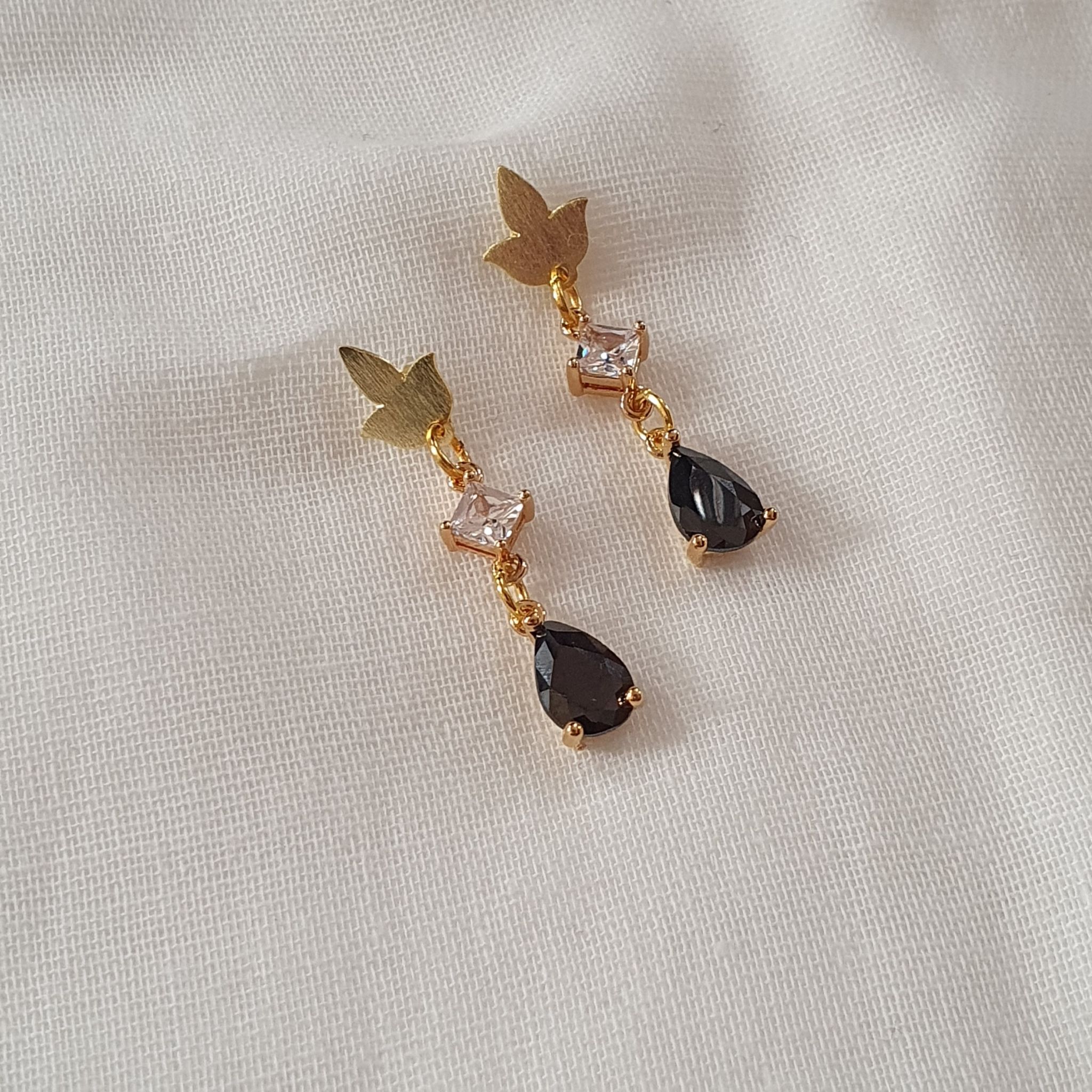 Aros brillito y cristal nergo