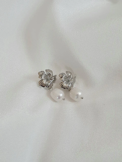 Aros Flor perla