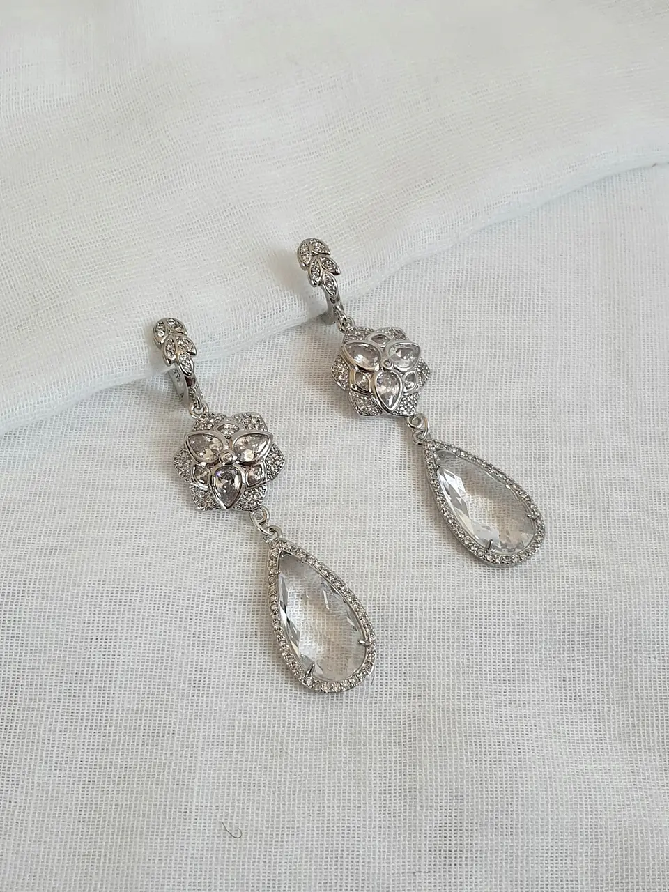 Aros argolla hojas con cristal transparente 2