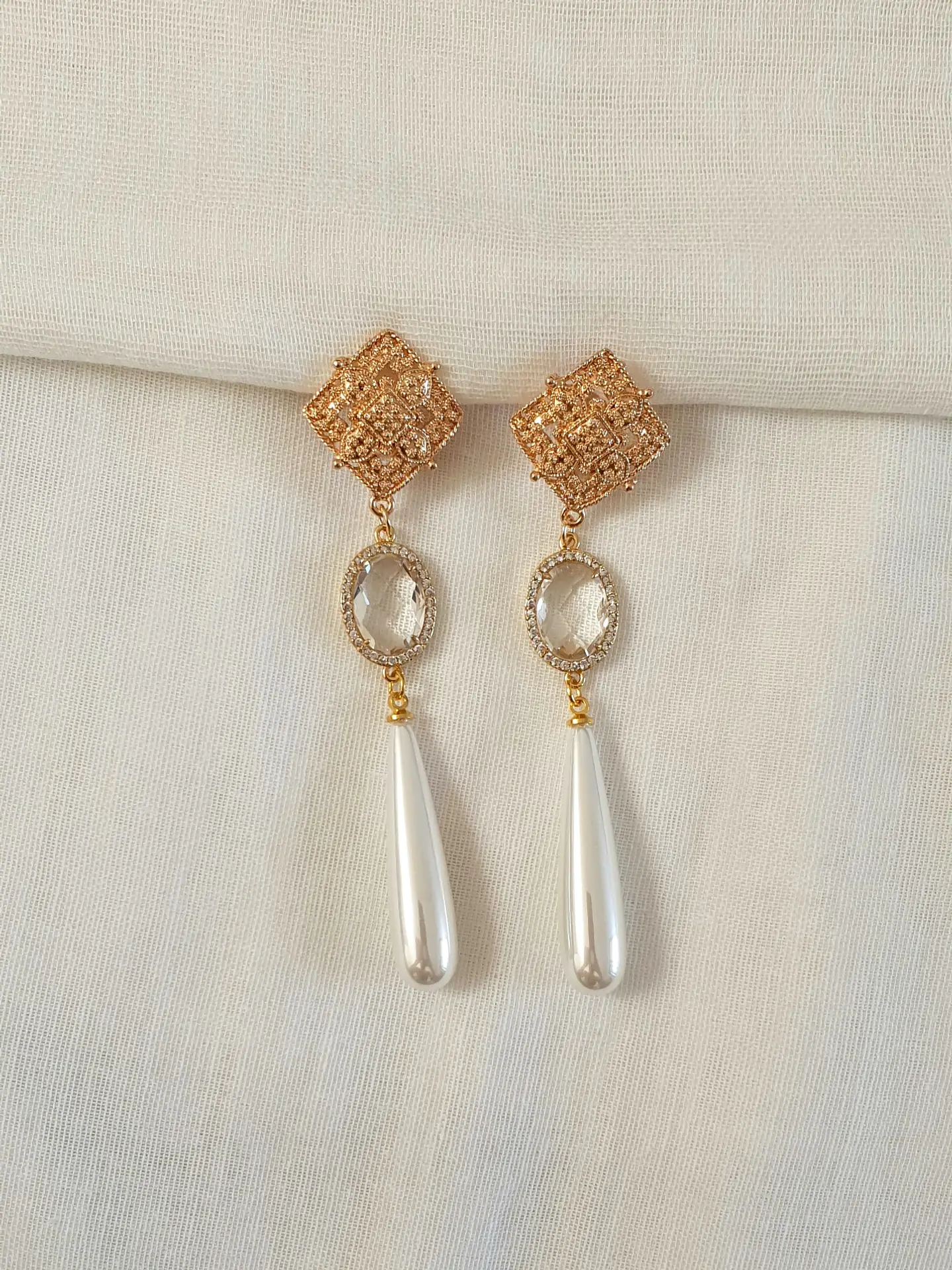 Aros largos cristal y perla 2