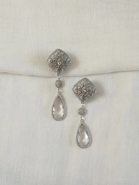 Aros con circonitas y cristal transparente