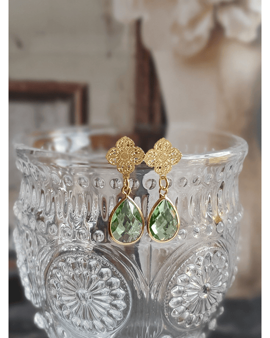 Aros flor cristal verde claro