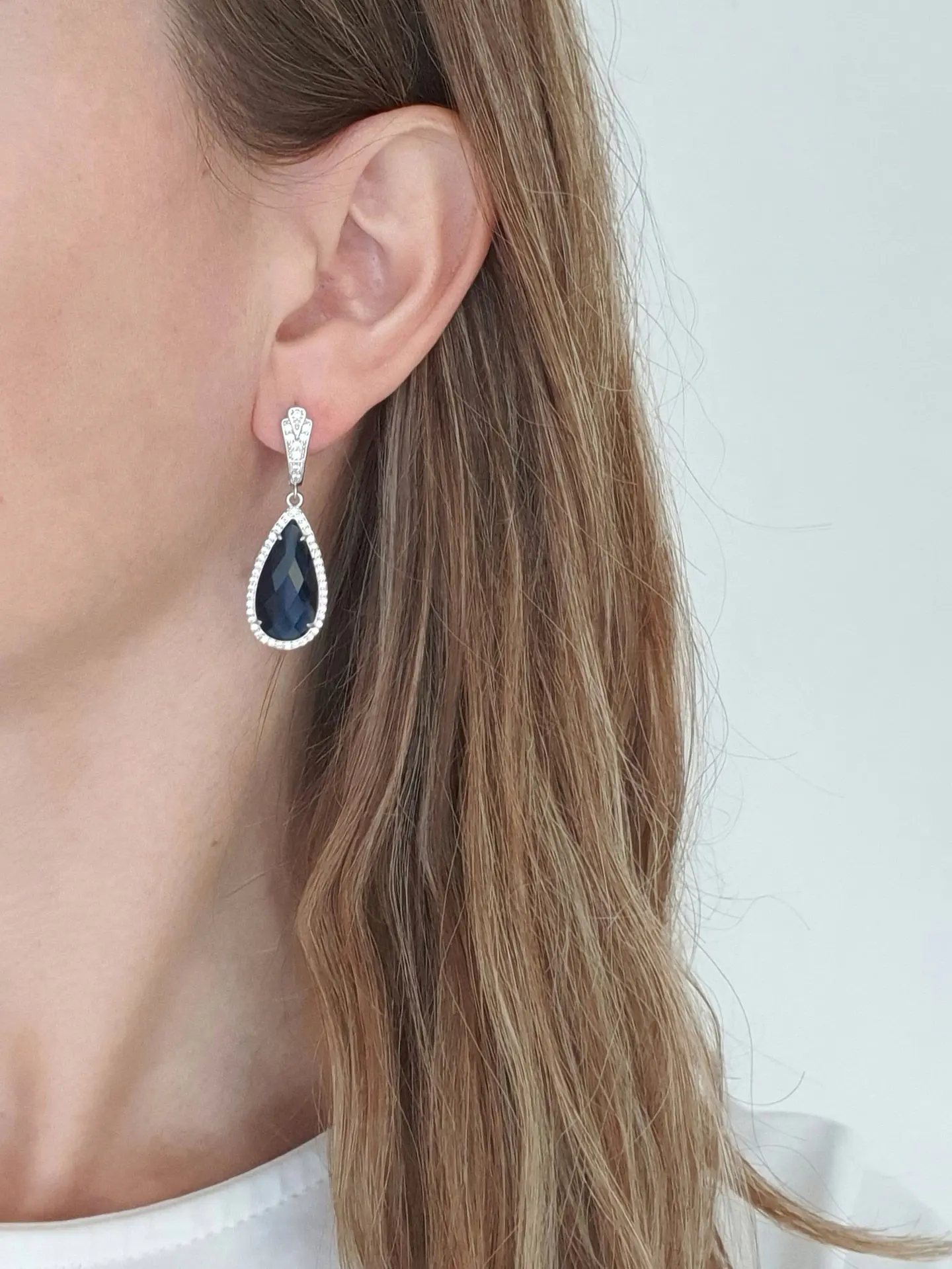 Aros argolla vintage cristal azul y circonitas 3