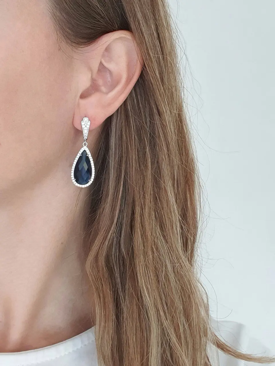 Aros argolla vintage cristal azul y circonitas 3