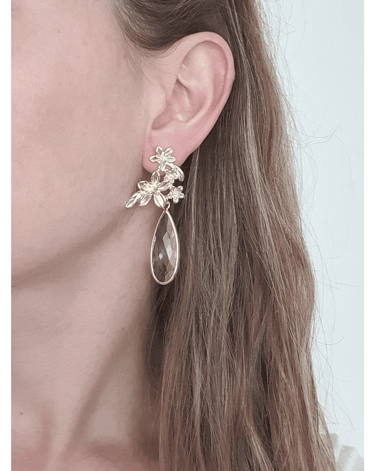 Aros con flores dorado y cristal transparente