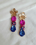 Aros flor cristal fucsia y azul con racimo