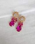 Aros dorados mini racimo fucsia