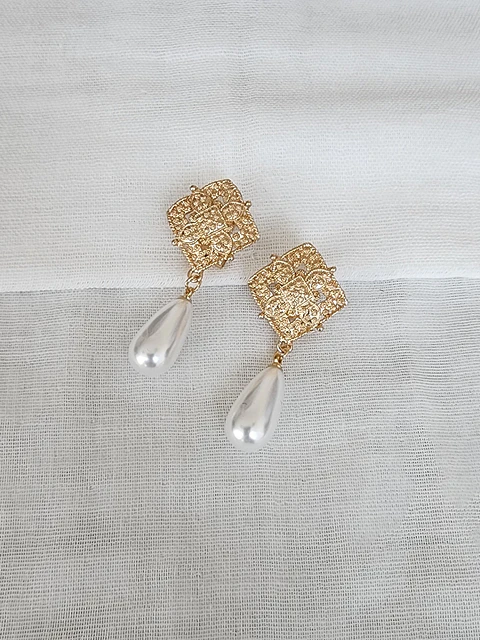 Aros dorados vintage perla