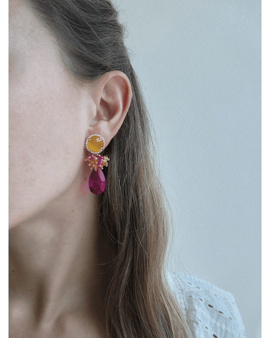 Aros amarillo y fucsia con racimo