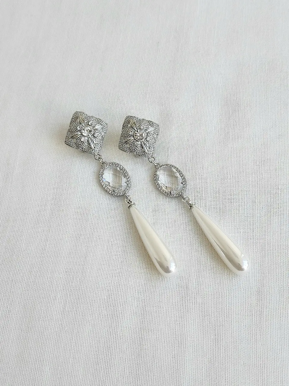 Aros largos con cristal y perla 1