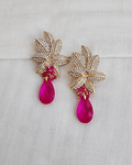 Aros hoja XL con strass, cristal fucsia y racimo