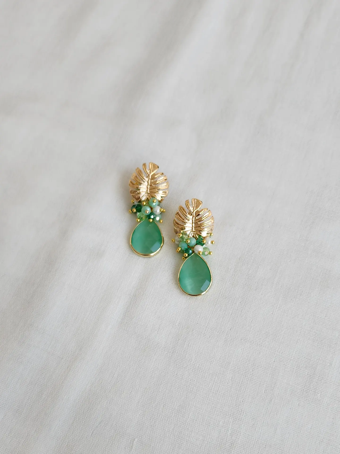 Aros hoja cristal verde menta y racimo 2