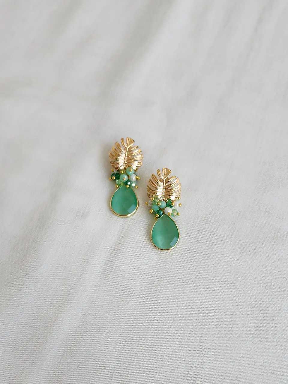 Aros hoja cristal verde menta y racimo 2