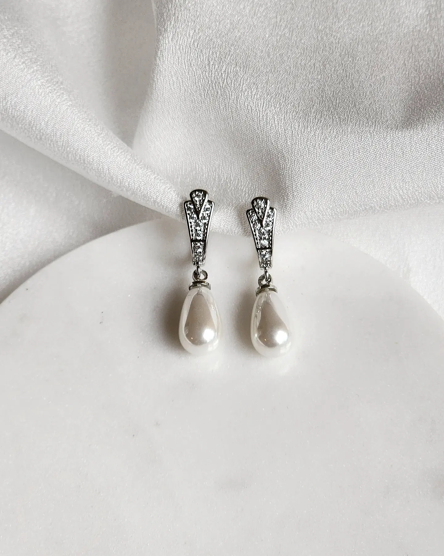Argolla vintage circonitas y perla gota 1