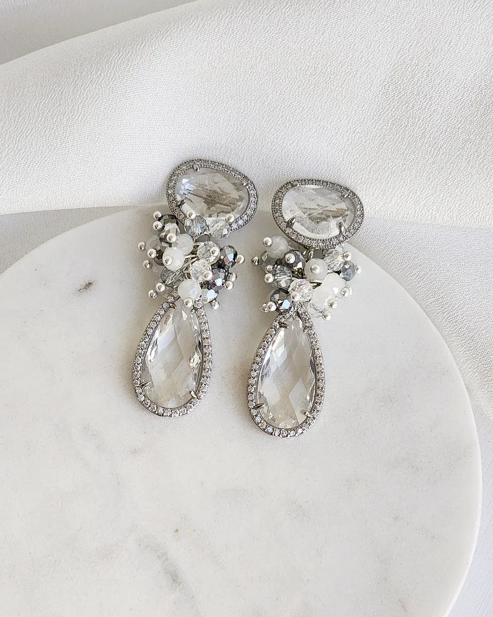 Aros con cuarzo, circonitas y cristal transparente con racimo 3