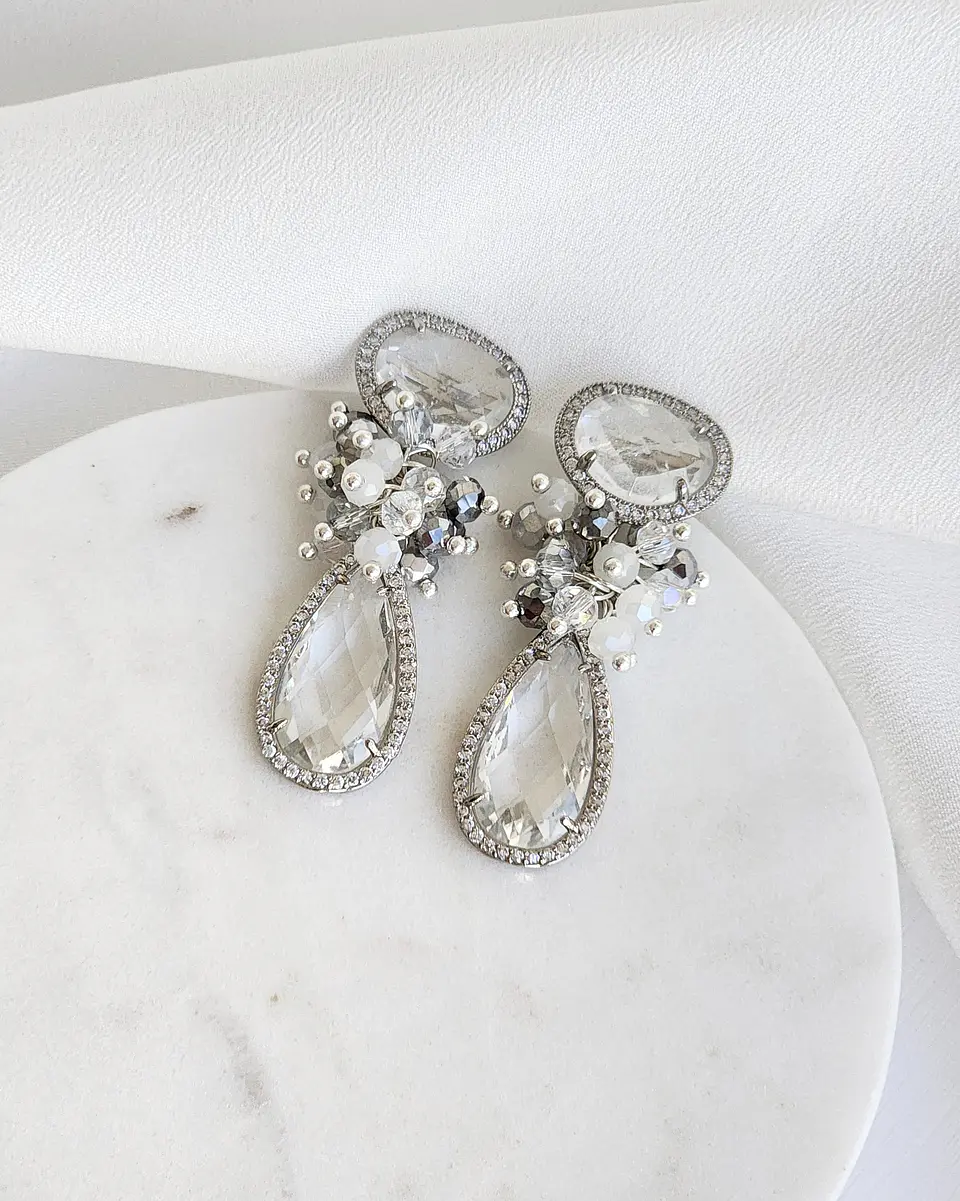 Aros con cuarzo, circonitas y cristal transparente con racimo 2