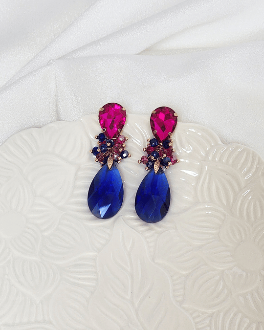 Aros fucsia con azul y racimo