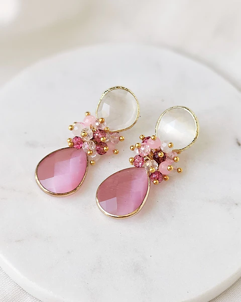 Aros blancos y rosado con racimo