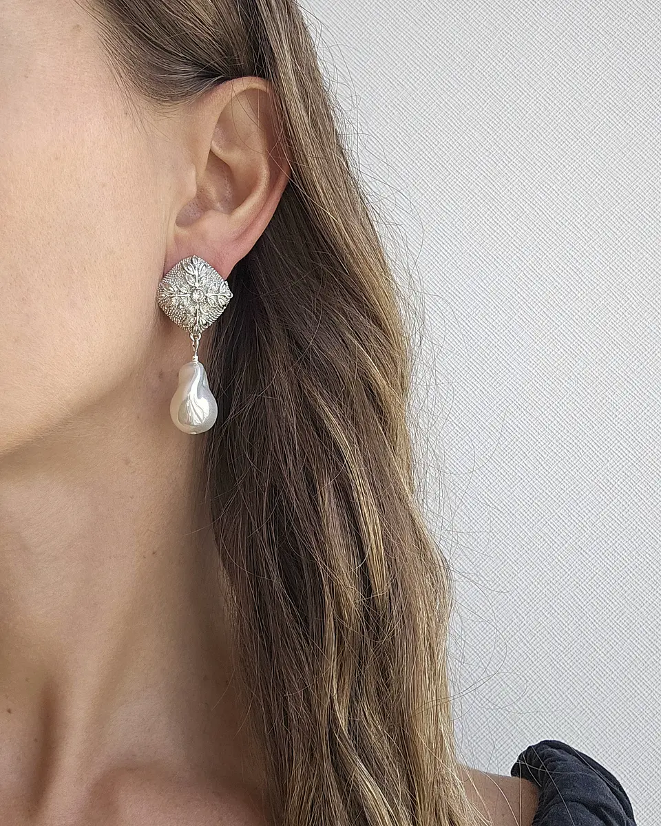 Aros base vintage con perla barroca de fantasía 3